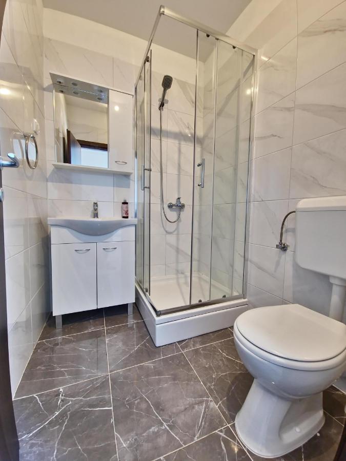 Villa Ivy With Perfect Privacy, Pool, Sauna And Jacuzzi Opanci Екстер'єр фото