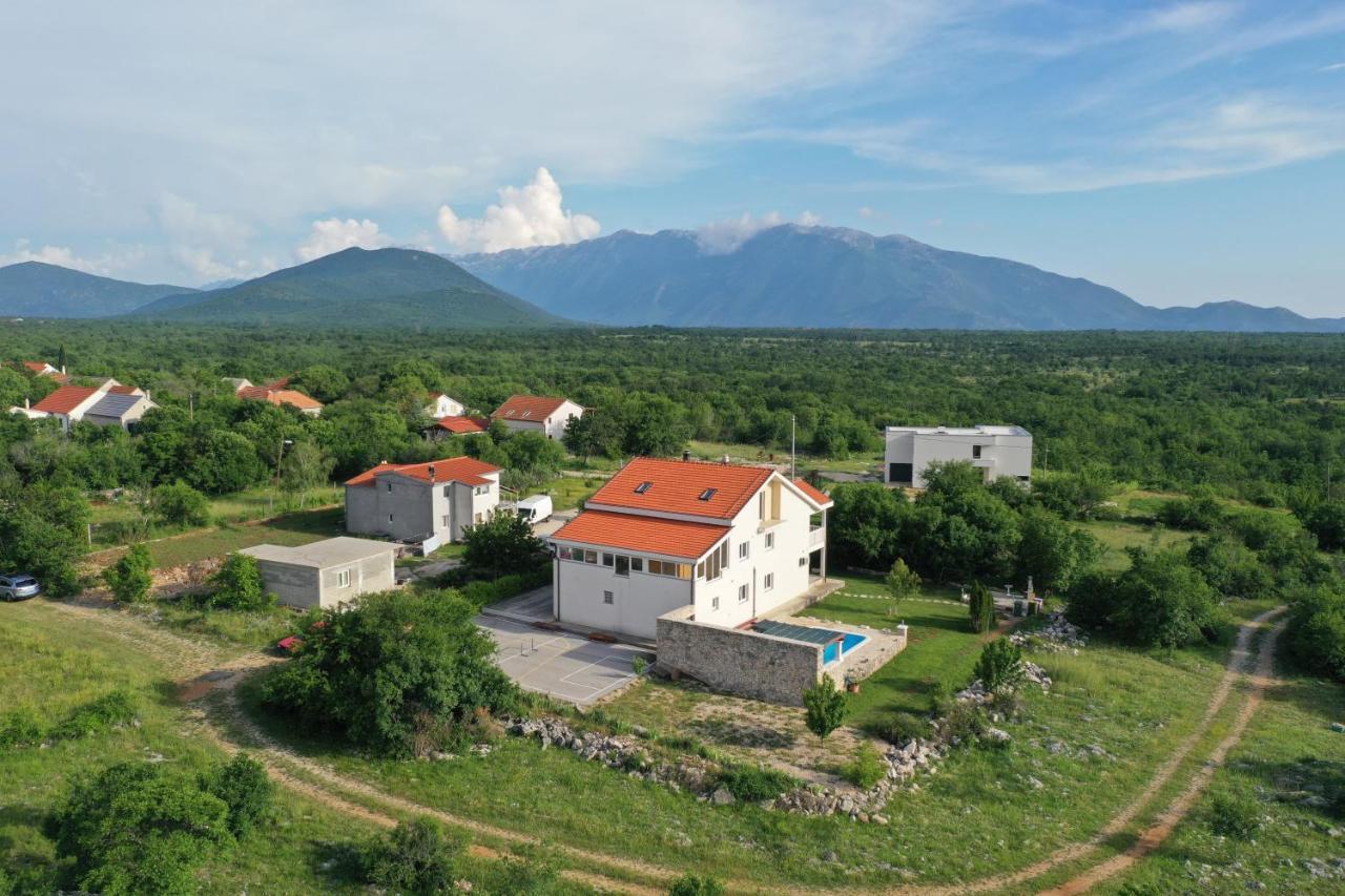 Villa Ivy With Perfect Privacy, Pool, Sauna And Jacuzzi Opanci Екстер'єр фото